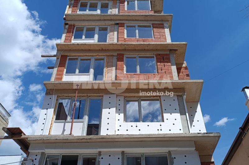 Продава 2-СТАЕН в град Варна, Колхозен пазар - 52 кв.м / 102 000 € » 199 494.66 лв., ИМОТЕКА