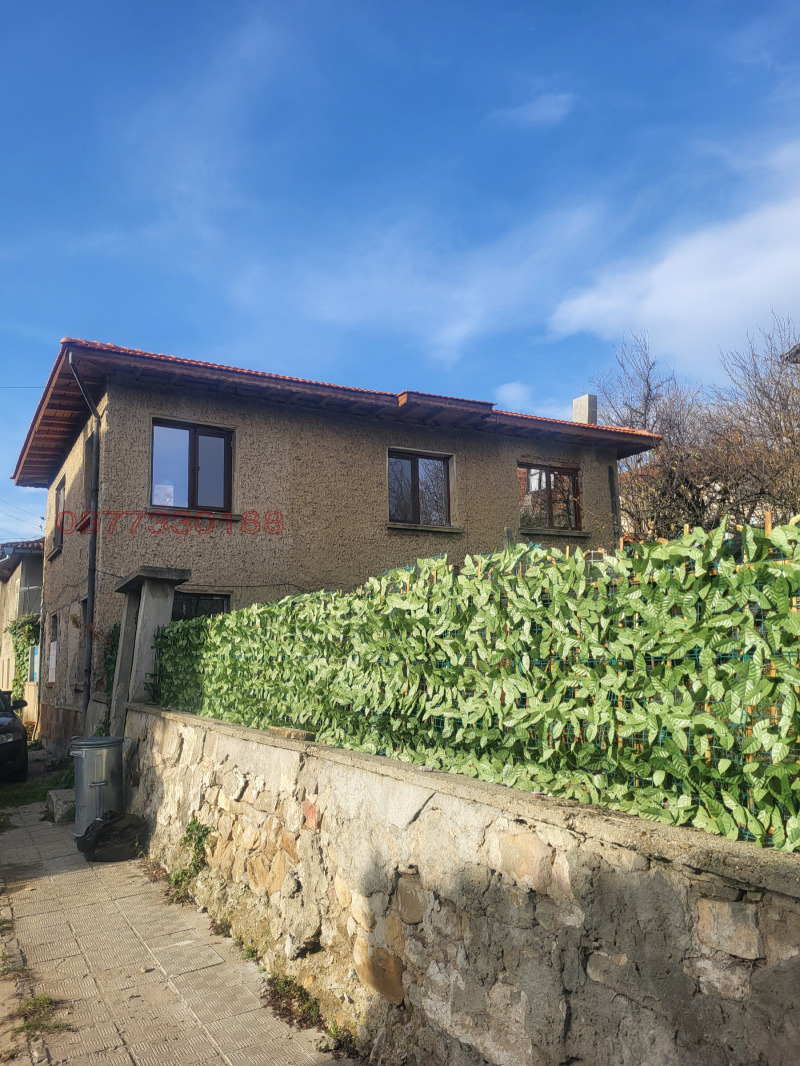 Продава МНОГОСТАЕН, гр. Котел, област Сливен, снимка 2 - Апартаменти - 52790667