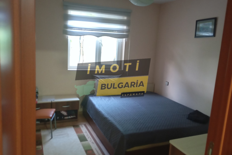 Продава КЪЩА, с. Резбарци, област Кърджали, снимка 14 - Къщи - 53309947