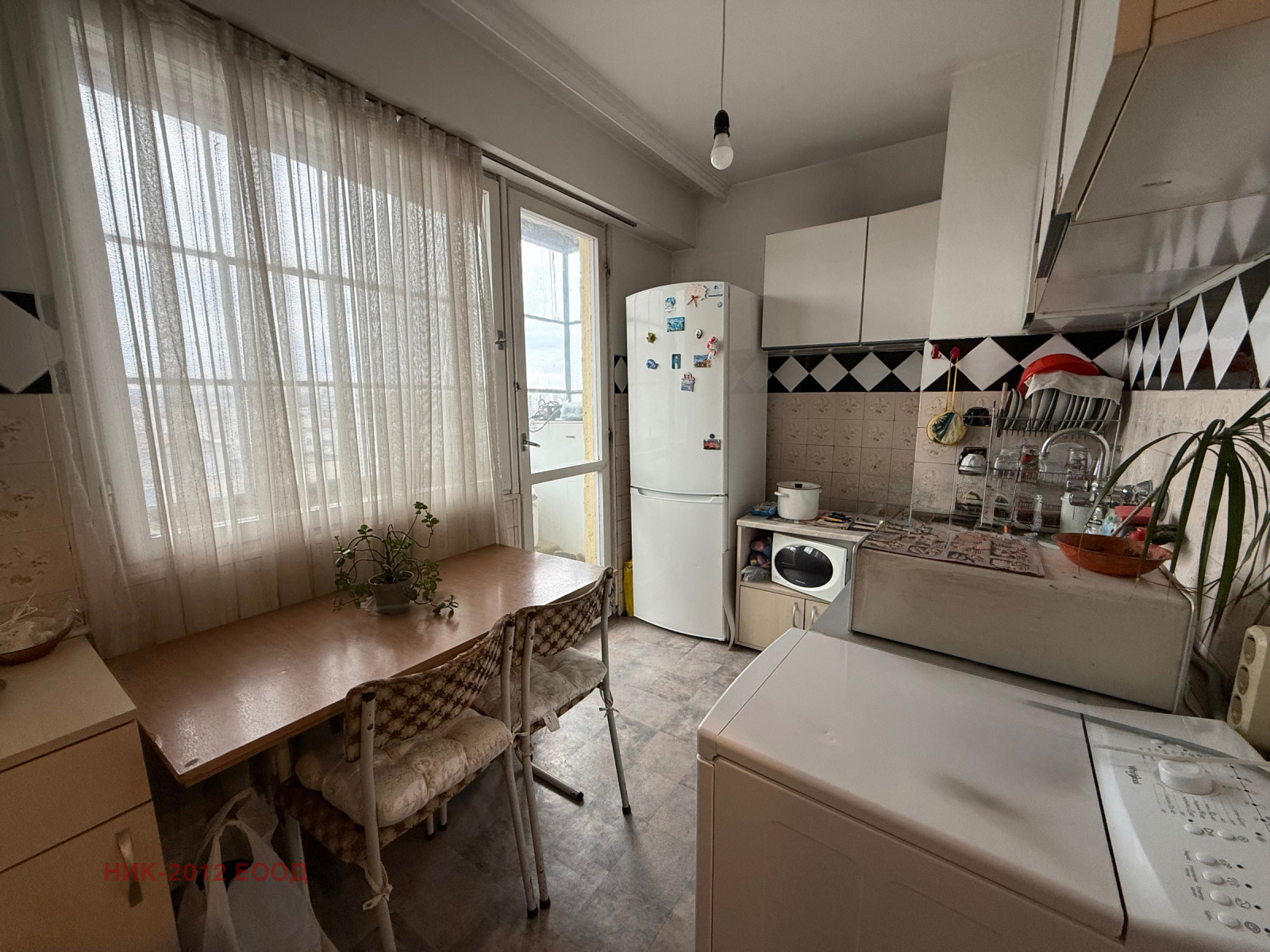 Продава 2-СТАЕН, гр. Шумен, Болницата, снимка 6 - Апартаменти - 54648184