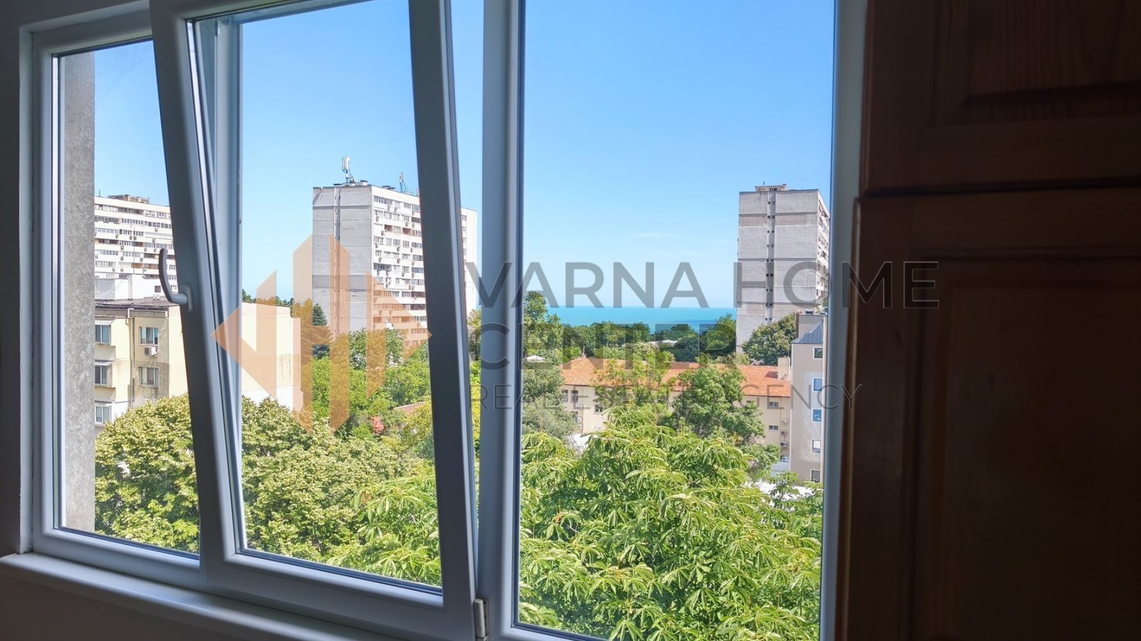 Продава 2-СТАЕН, гр. Варна, Чайка, снимка 2 - Апартаменти - 54971069