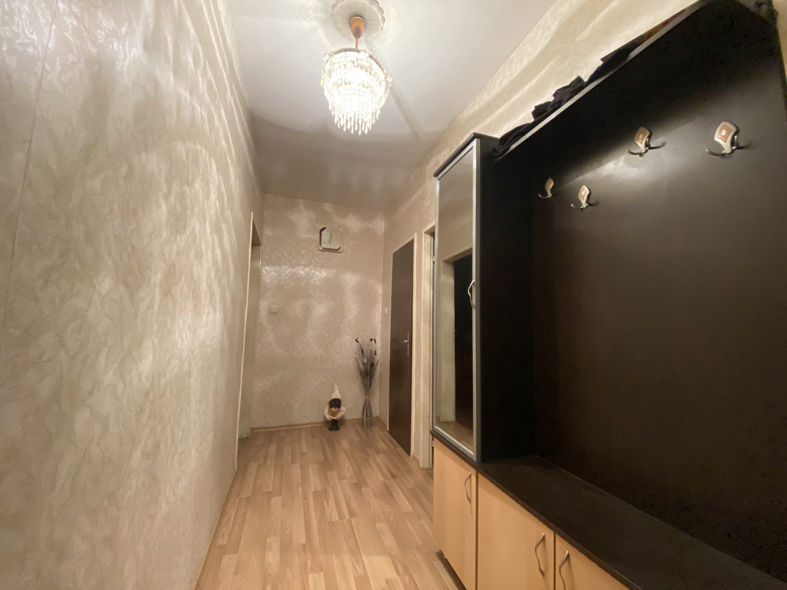 Продава 3-СТАЕН, гр. Търговище, Център, снимка 2 - Апартаменти - 43580365