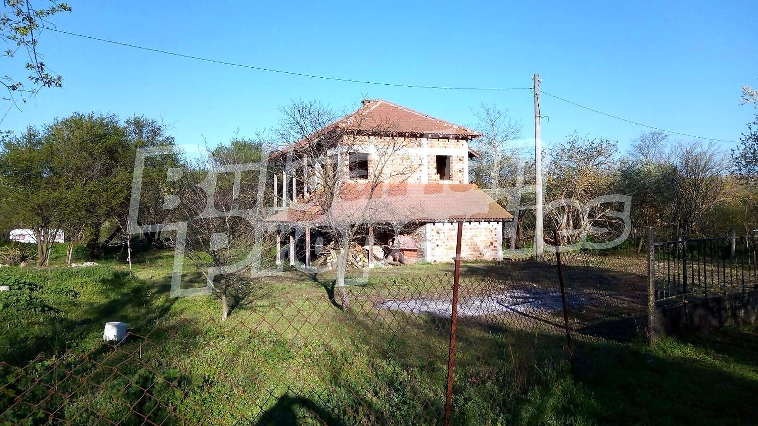 Продава КЪЩА, с. Божаново, област Добрич, снимка 2 - Къщи - 53086362