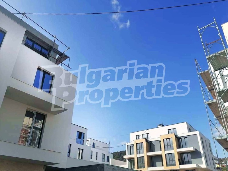 Продава 2-СТАЕН в град Варна, Свети Никола - 158 кв.м / 278 000 € » 543 720.74 лв., БЪЛГЕРИАН ПРОПЕРТИС ВАРНА