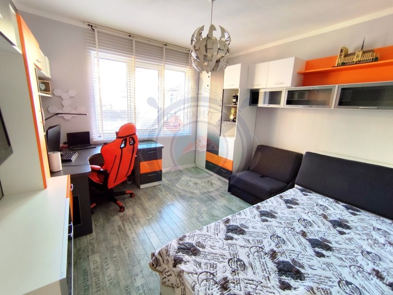 Продава 3-СТАЕН в град Варна, Цветен квартал - 86 кв.м / 209 000 € » 408 768.47 лв., ЕКИП САРТ