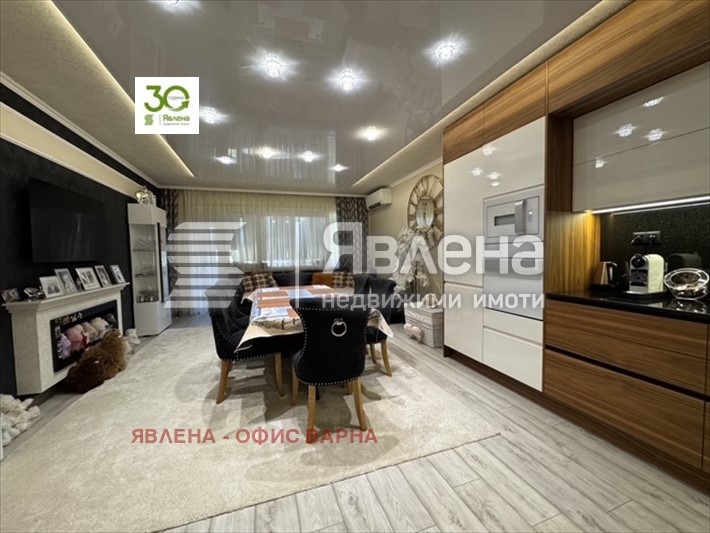 Продава 3-СТАЕН, гр. Варна, Лятно кино Тракия