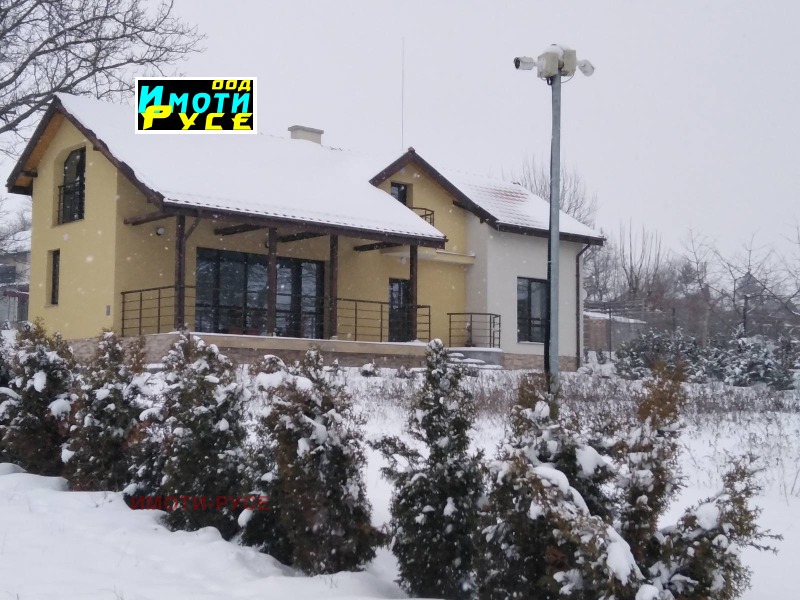 Продава КЪЩА, с. Червена вода, област Русе