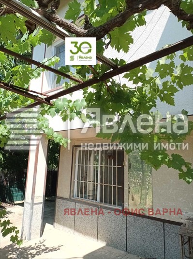 Продава КЪЩА, с. Ветрино, област Варна, снимка 4 - Къщи - 48020546