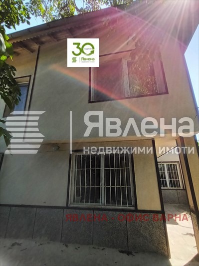 Продава КЪЩА, с. Ветрино, област Варна, снимка 3 - Къщи - 48020546