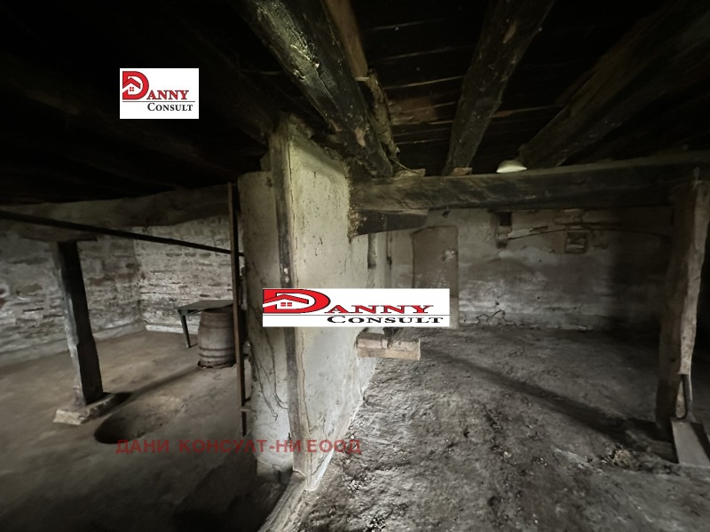 Продава КЪЩА, с. Ресен, област Велико Търново, снимка 14 - Къщи - 53286230