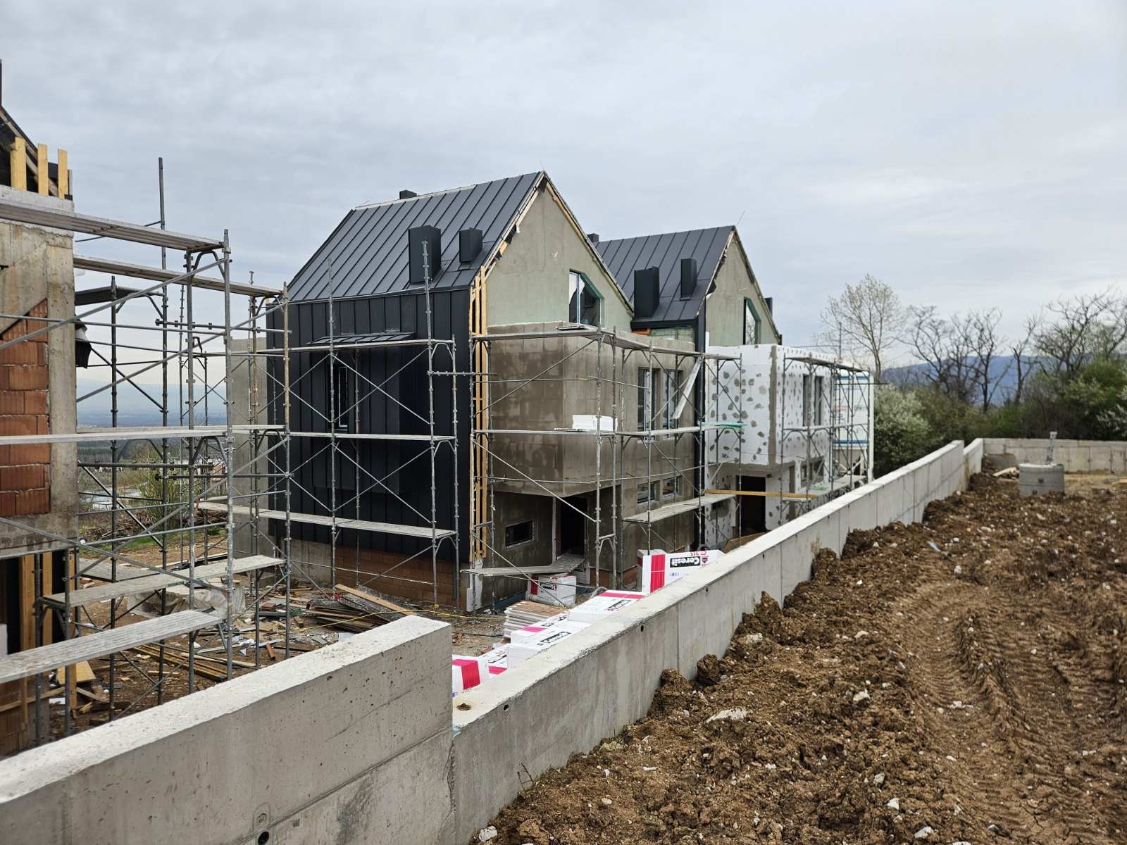 Продава КЪЩА, гр. София, в.з.Малинова долина - Герена, снимка 2 - Къщи - 54250005