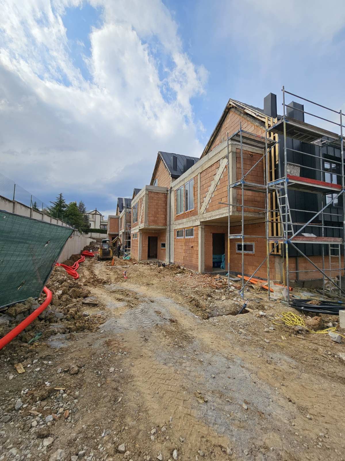 Продава КЪЩА, гр. София, в.з.Малинова долина - Герена