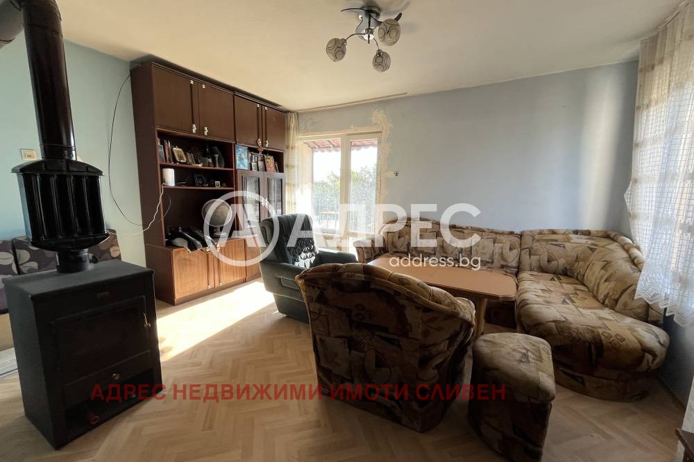 Продава КЪЩА, с. Тополчане, област Сливен, снимка 12 - Къщи - 54626319
