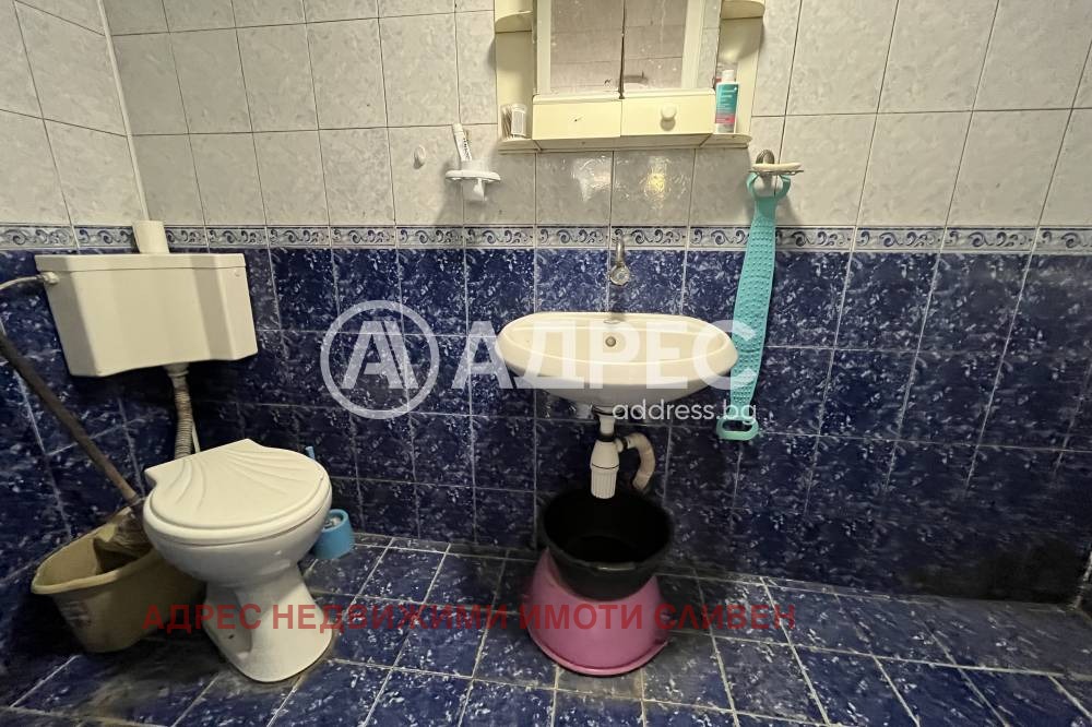 Продава КЪЩА, с. Тополчане, област Сливен, снимка 13 - Къщи - 54626319