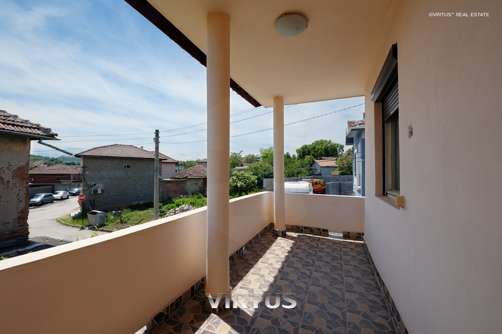 Продава КЪЩА, гр. Луковит, област Ловеч, снимка 10 - Къщи - 54669364