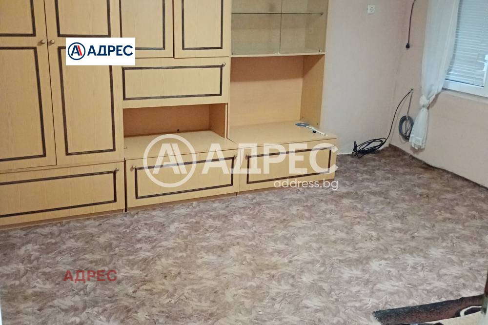 Продава КЪЩА, гр. Белослав, област Варна, снимка 2 - Къщи - 54774573