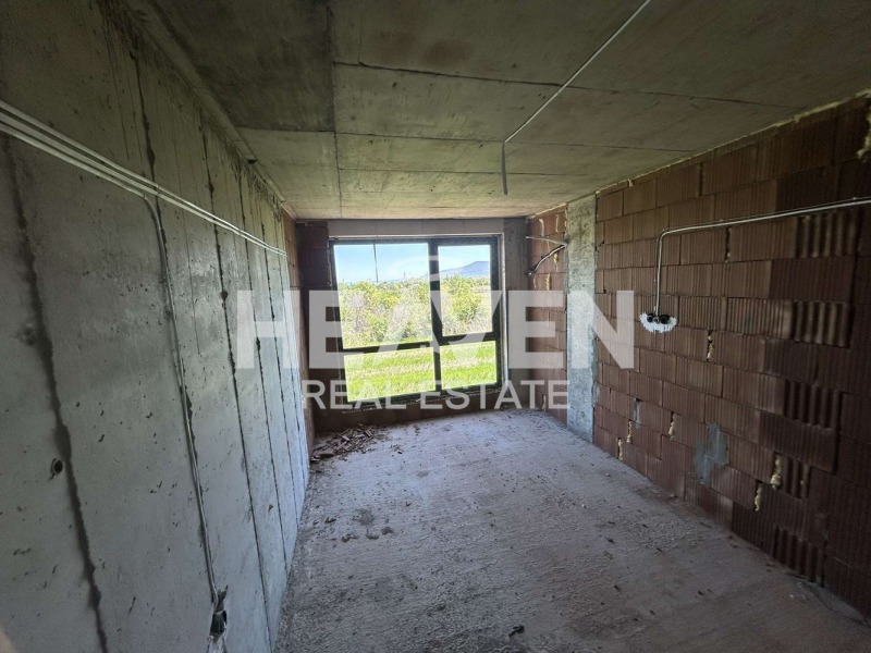 Eladó  1 hálószoba Plovdiv , Ostromila , 112 négyzetméter | 73747452 - kép [5]