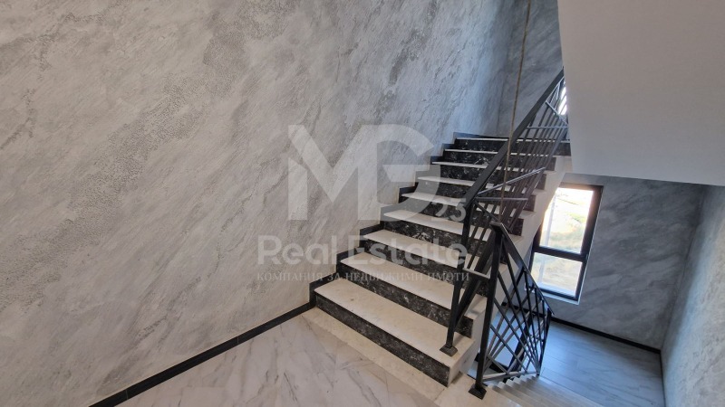 Продава 3-СТАЕН, гр. Пловдив, Кършияка, снимка 12 - Апартаменти - 53021310