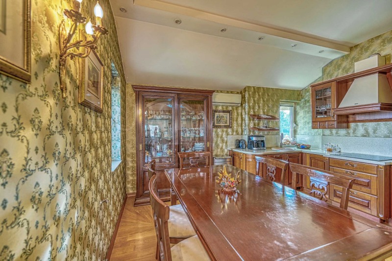 Продава МНОГОСТАЕН, гр. София, Витоша, снимка 10 - Апартаменти - 53425398