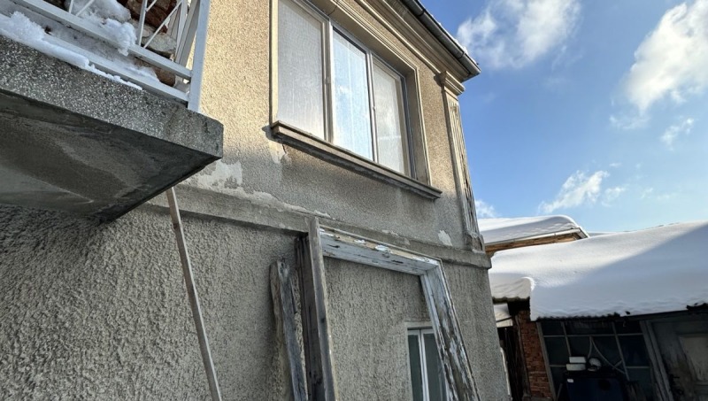 Продава КЪЩА, област Сливен, гр. Котел • 51000 € • 63614717 — Holmes.bg