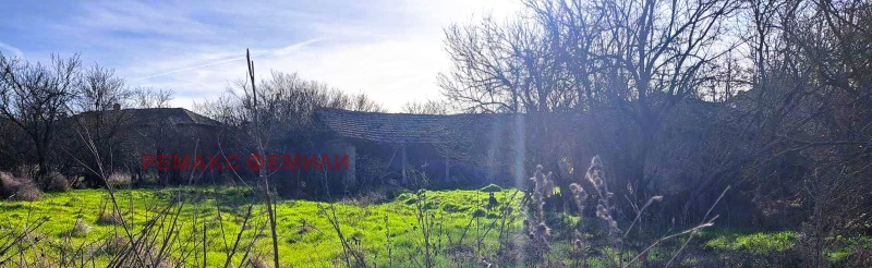 Продава КЪЩА, с. Овчарово, област Шумен, снимка 3 - Къщи - 52977402