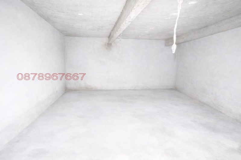 Продава ГАРАЖ, ПАРКОМЯСТО, гр. Пловдив, Кършияка, снимка 5 - Гаражи и паркоместа - 53163621