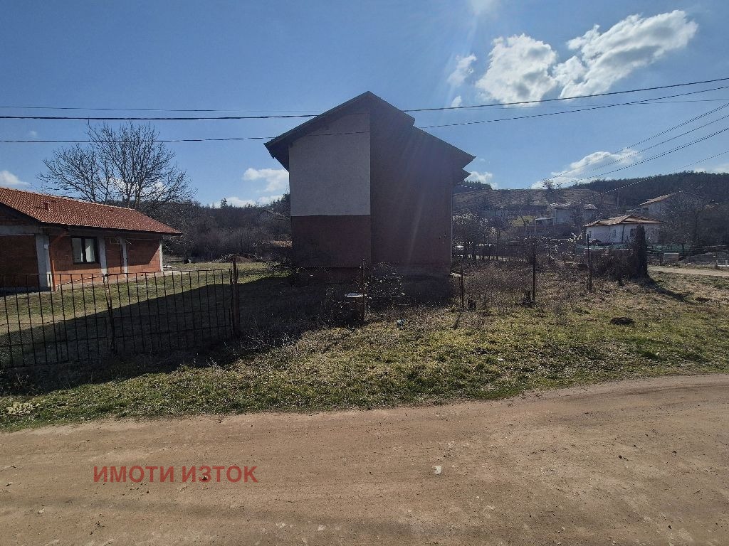 Продава КЪЩА, с. Ноевци, област Перник, снимка 5 - Къщи - 53735512