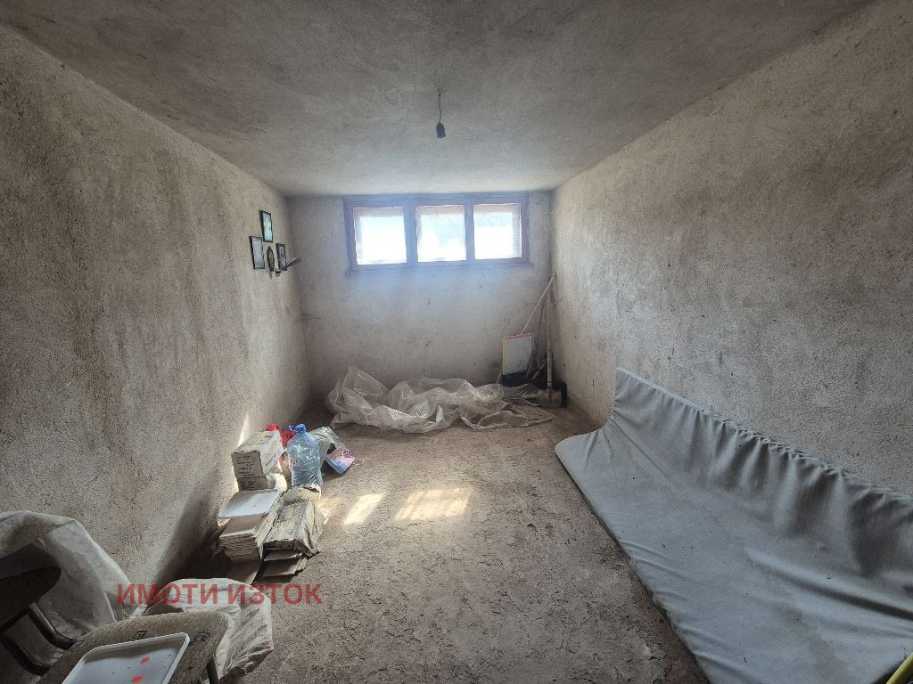 Продава КЪЩА, с. Ноевци, област Перник, снимка 13 - Къщи - 53735512