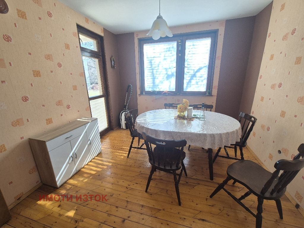 Продава КЪЩА, с. Ноевци, област Перник, снимка 6 - Къщи - 53735512