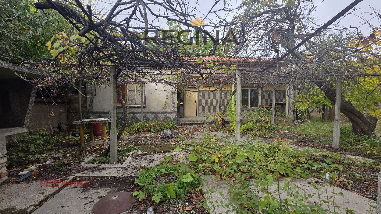 Продава КЪЩА, с. Манолско Конаре, област Пловдив