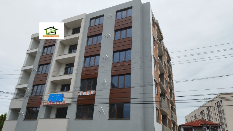 Продава 2-СТАЕН в град Пазарджик, Център - 72 кв.м / 90 000 € » 176 024.70 лв., ОНИКОМ