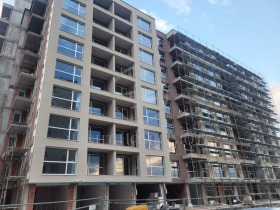 Продава 2-стаен град Пловдив Кючук Париж - [1] 