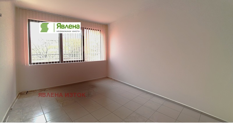 En venta  3 dormitorios Sofia , Iztok , 169 metros cuadrados | 95372732 - imagen [2]