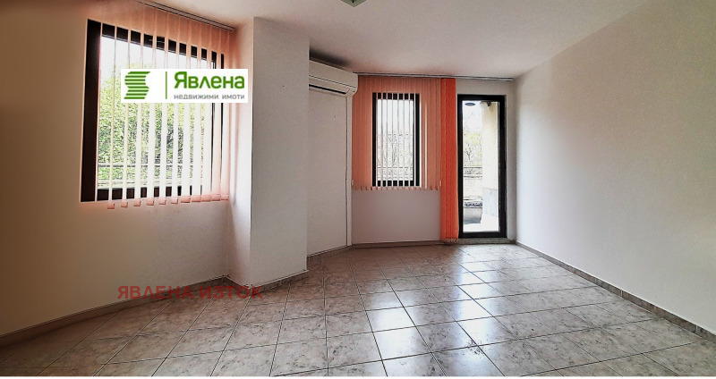 En venta  3 dormitorios Sofia , Iztok , 169 metros cuadrados | 95372732