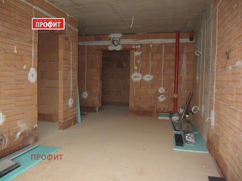 Продава 2-СТАЕН, гр. Пловдив, Остромила, снимка 2 - Апартаменти - 55554489