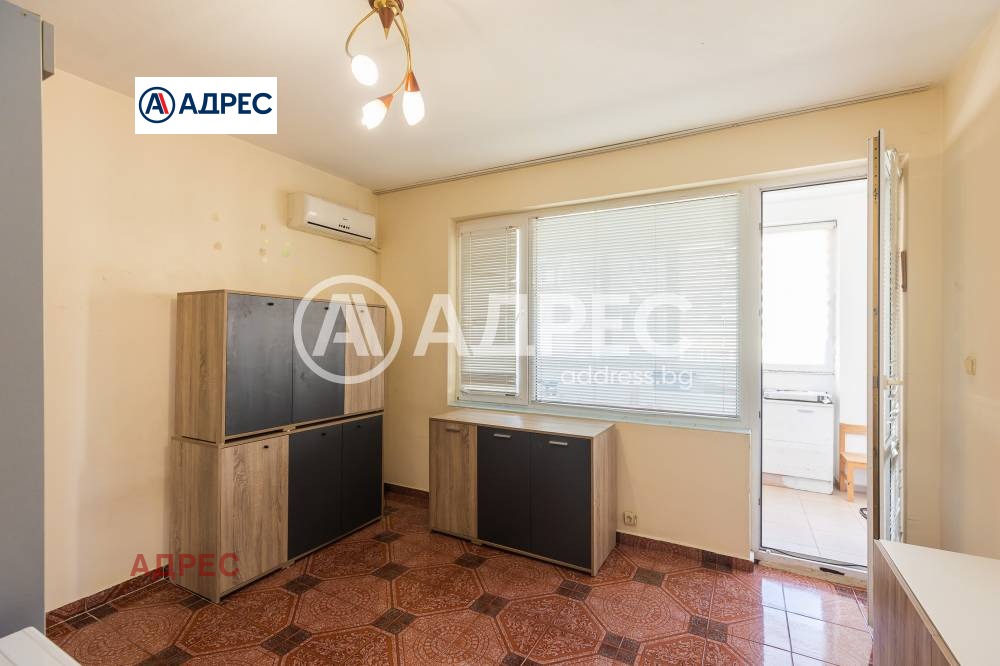 Продава 3-СТАЕН, гр. Варна, Лятно кино Тракия, снимка 3 - Апартаменти - 54135986