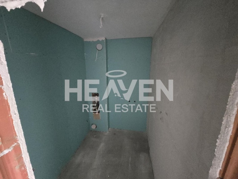En venta  2 dormitorios Plovdiv , Karshiyaka , 100 metros cuadrados | 39982952 - imagen [17]