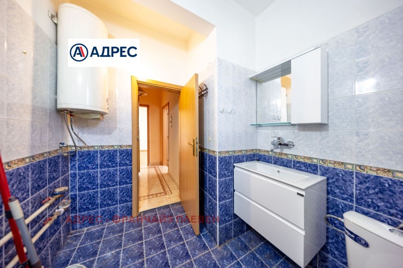 Продава 3-СТАЕН, гр. Плевен, Идеален център, снимка 9 - Апартаменти - 52733696