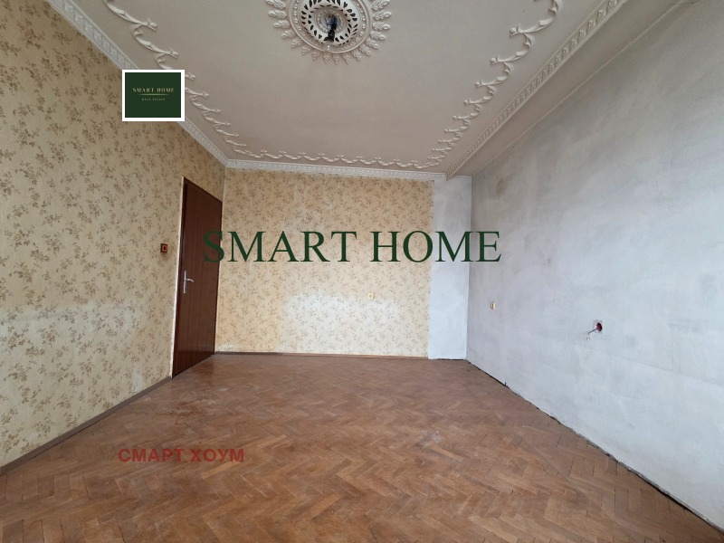 Продава МНОГОСТАЕН, гр. Велико Търново, Бузлуджа, снимка 5 - Апартаменти - 53021195