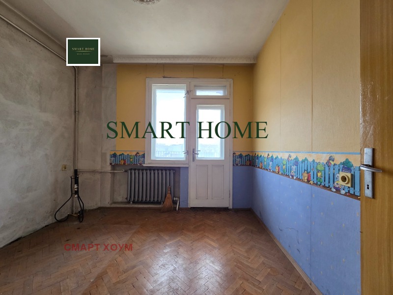 Продава МНОГОСТАЕН, гр. Велико Търново, Бузлуджа, снимка 7 - Апартаменти - 53021195