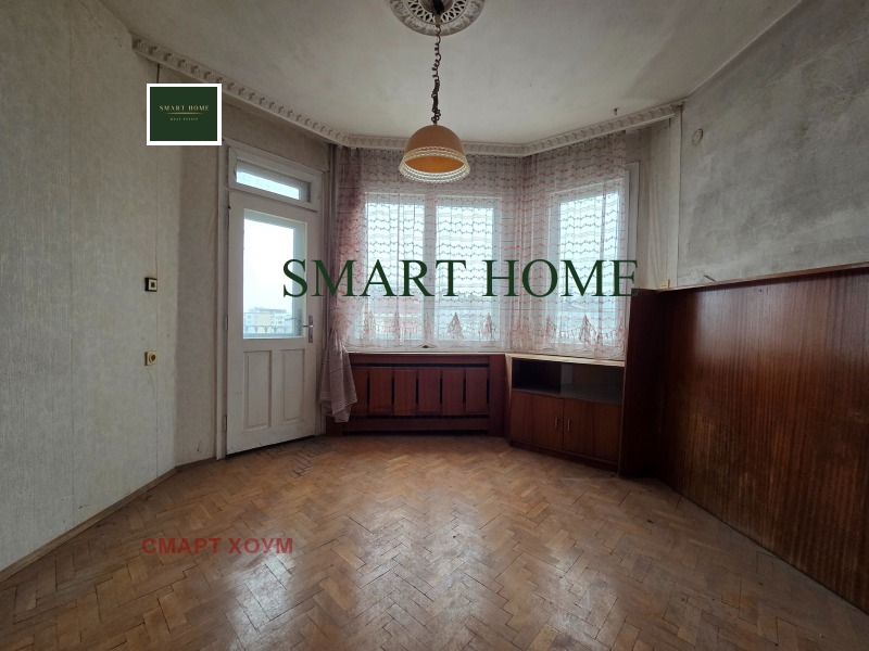 Продава МНОГОСТАЕН, гр. Велико Търново, Бузлуджа