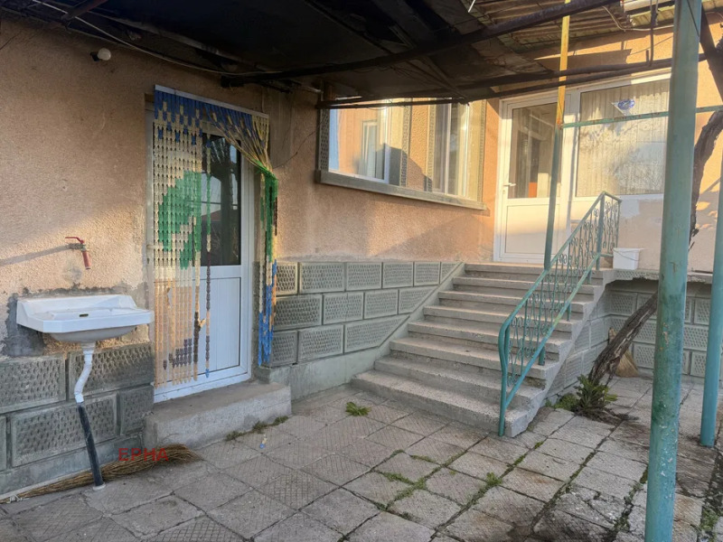 Продава КЪЩА, гр. Хасково, Болярово, снимка 3 - Къщи - 53438844