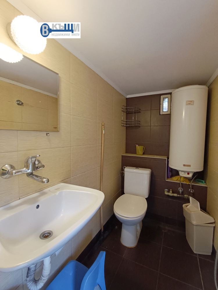 Продава КЪЩА, гр. Велико Търново, Варуша, снимка 11 - Къщи - 53974035