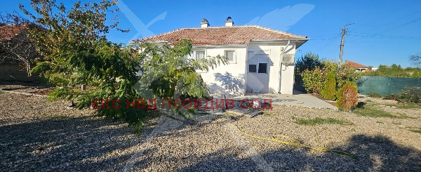 Продава КЪЩА, с. Черноземен, област Пловдив