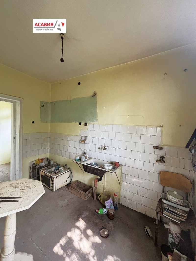 Продава КЪЩА, с. Байкал, област Плевен, снимка 8 - Къщи - 55047750