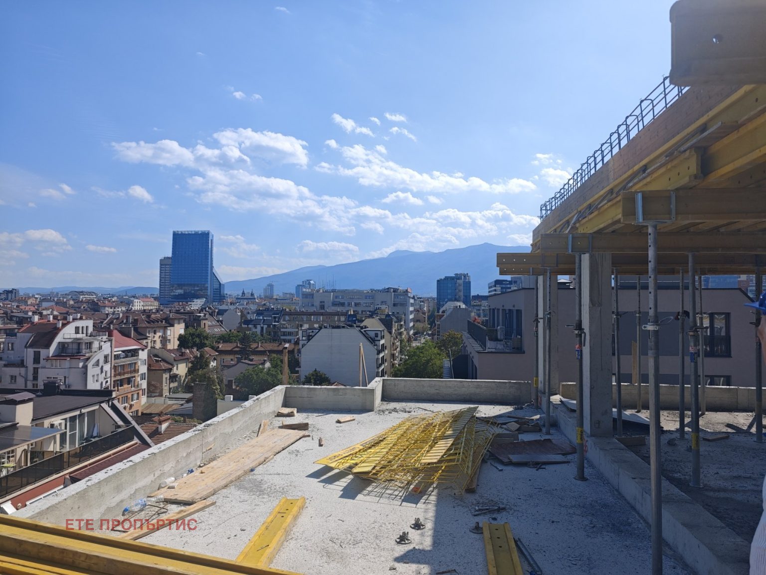 Продава 3-СТАЕН, гр. София, Център, снимка 16 - Апартаменти - 54909495