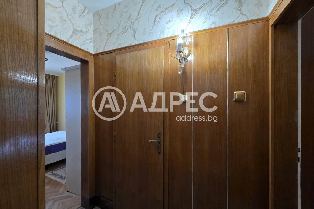 Продава 3-СТАЕН, гр. София, Оборище, снимка 9 - Апартаменти - 56625370