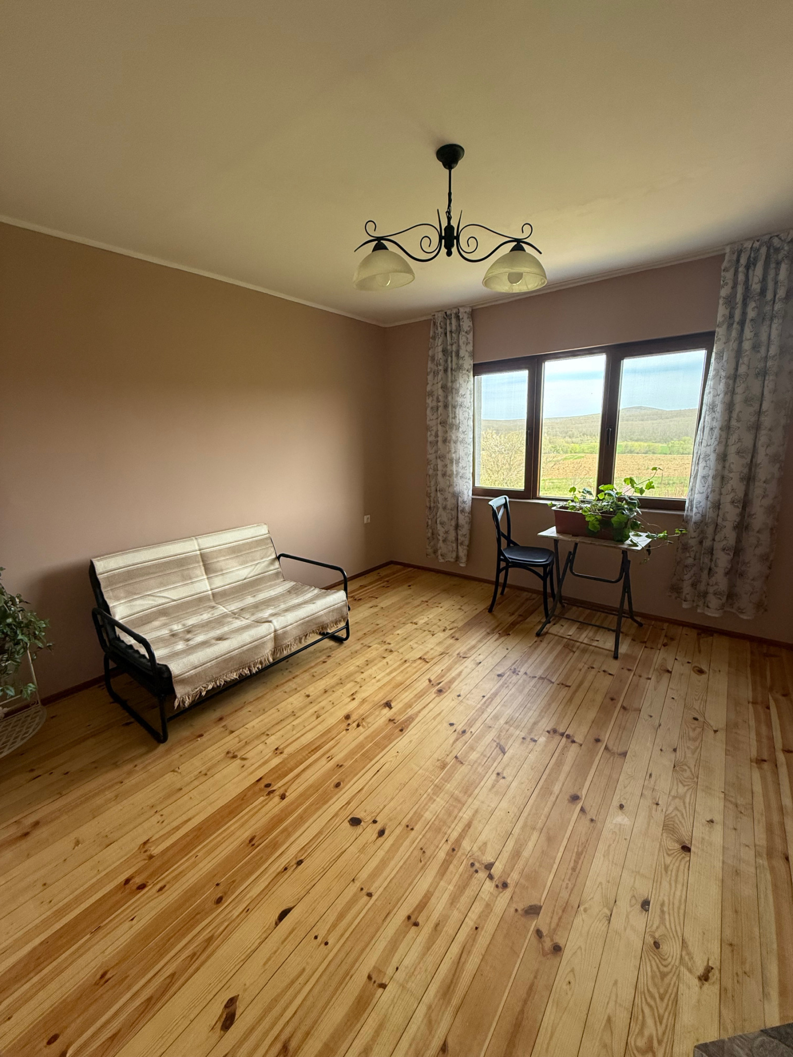 Продава КЪЩА, с. Кривини, област Варна, снимка 9 - Къщи - 54243330