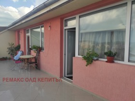 2 dormitoare Buzludja, Velico Târnovo 10