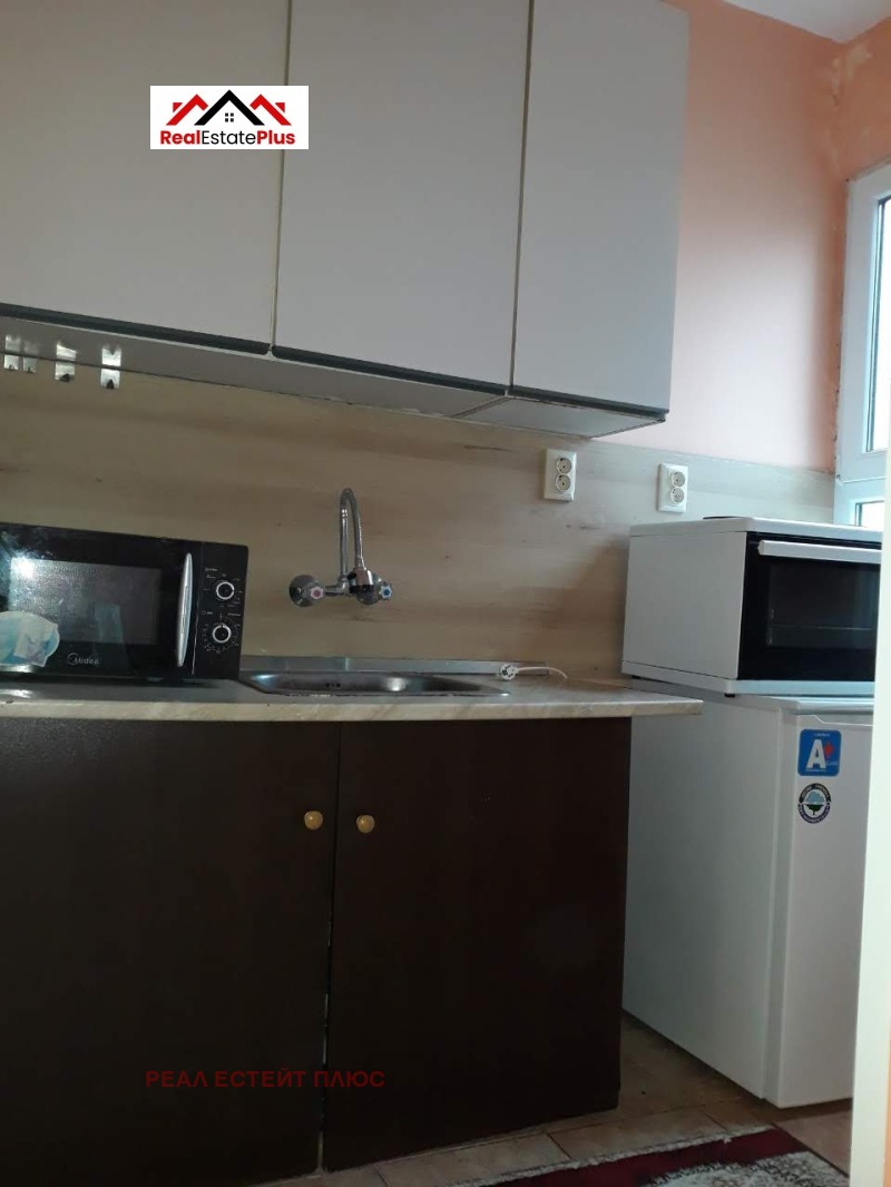 En venta  Estudio Pleven , Idealen tsentar , 35 metros cuadrados | 17909521